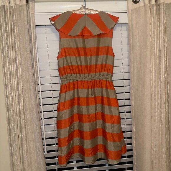 BCBGeneration open front ruffled knee length dress small EUC - Picture 3 of 3